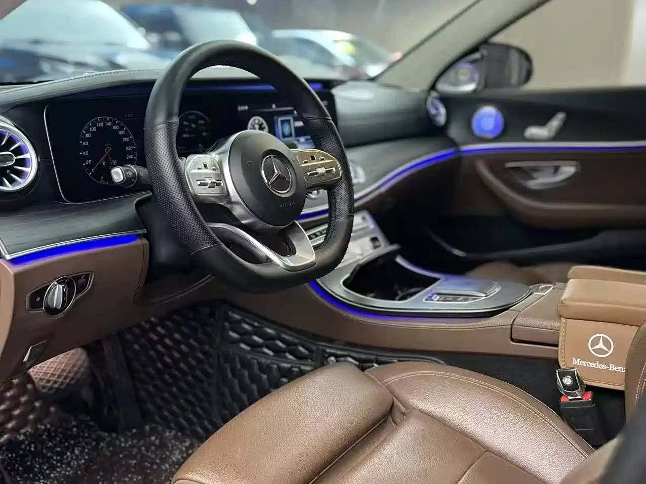 Mercedes-Benz E-Class 2020 Model E 260 L Sport фото 6