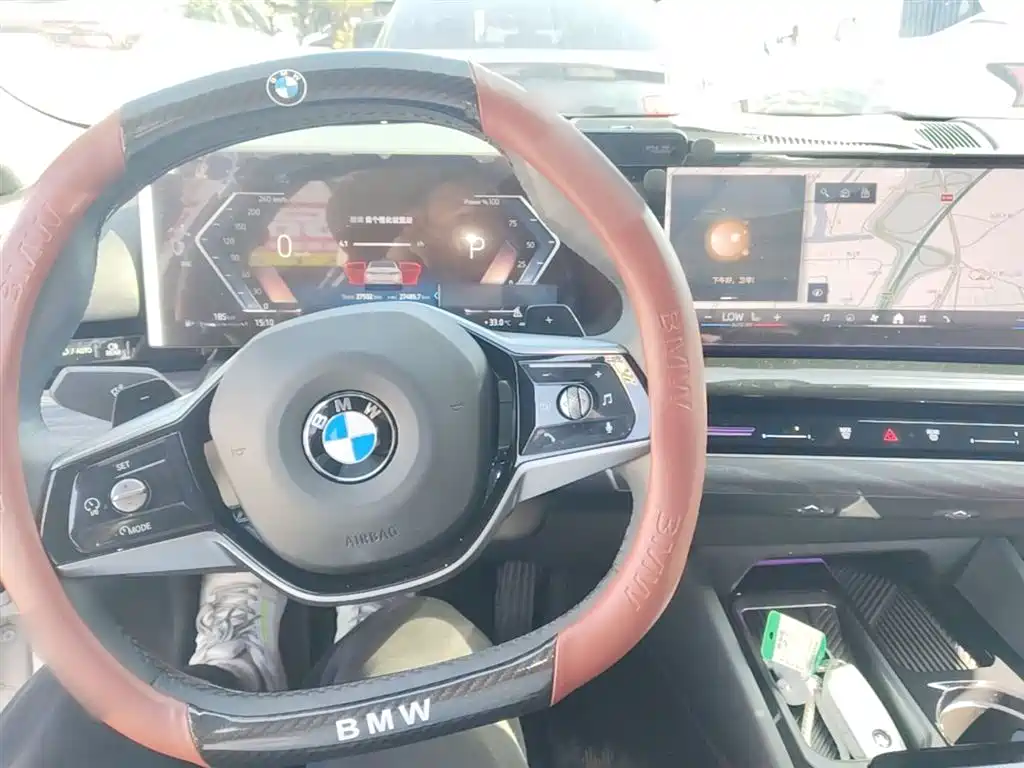 BMW 5 Series 2024 525Li Luxury Package фото 10