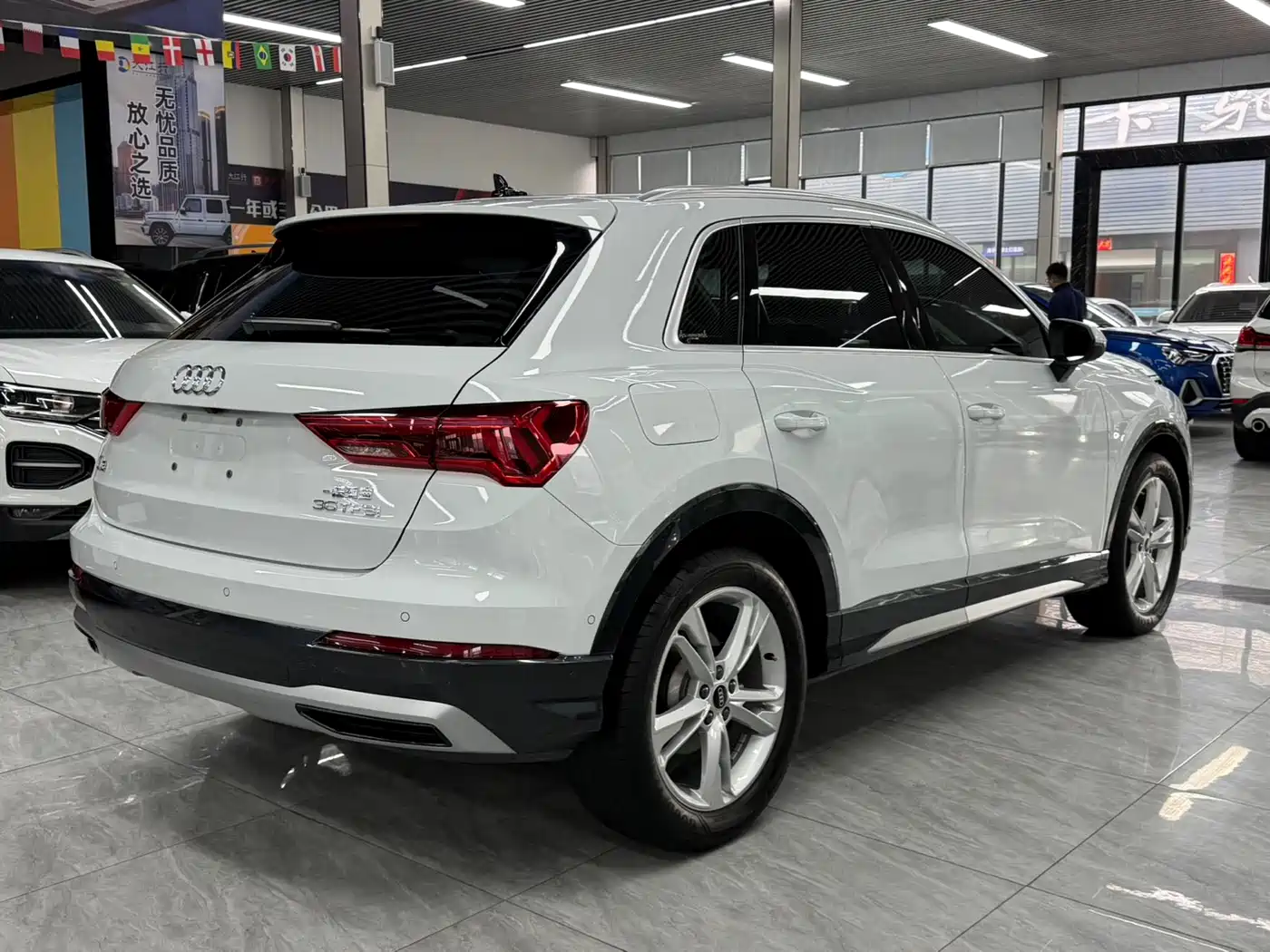 Audi Q3 2022 35 TFSI Fashion Elegance фото 10