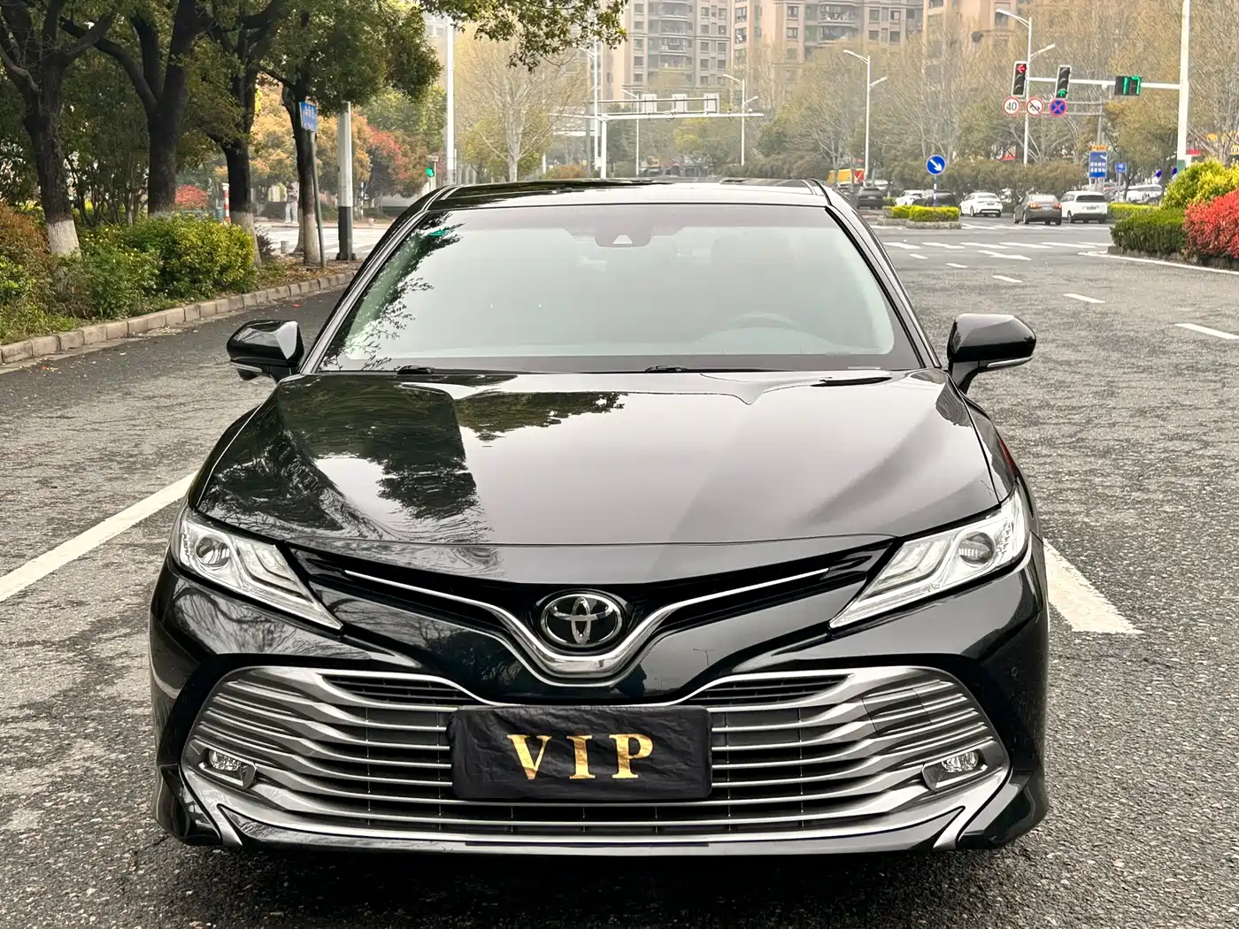 Toyota Camry 2018 2.5G Luxury Edition фото 2