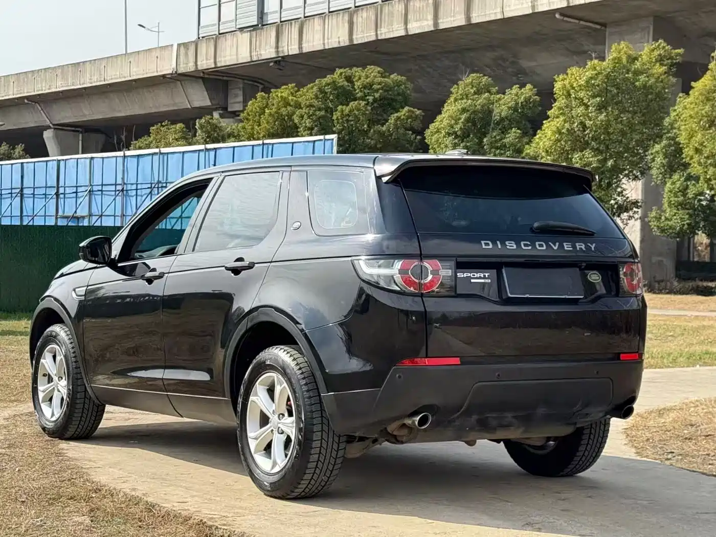 Land Rover Discovery Sport 2016 2.0T S фото 6