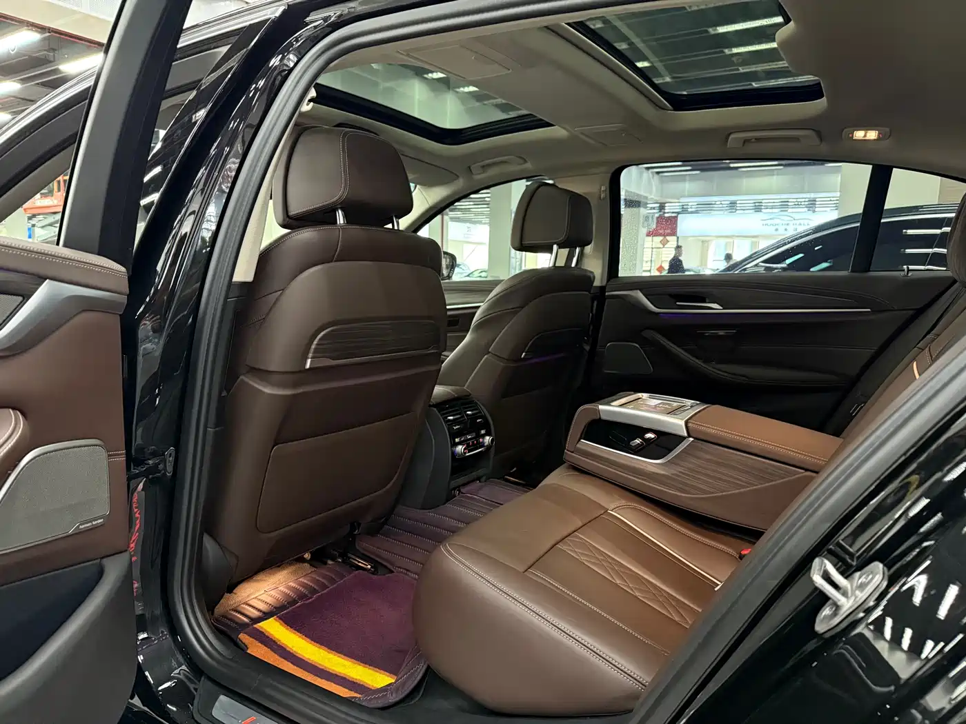 BMW 5 Series 2020 530Li Premium Luxury Package фото 11