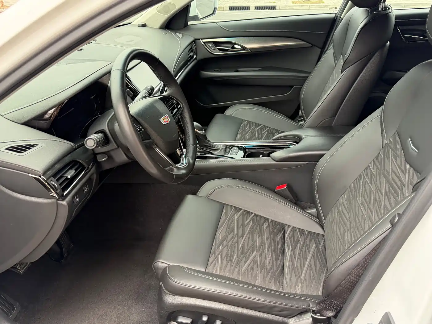 Cadillac ATS-L 2017 28T Technology фото 3
