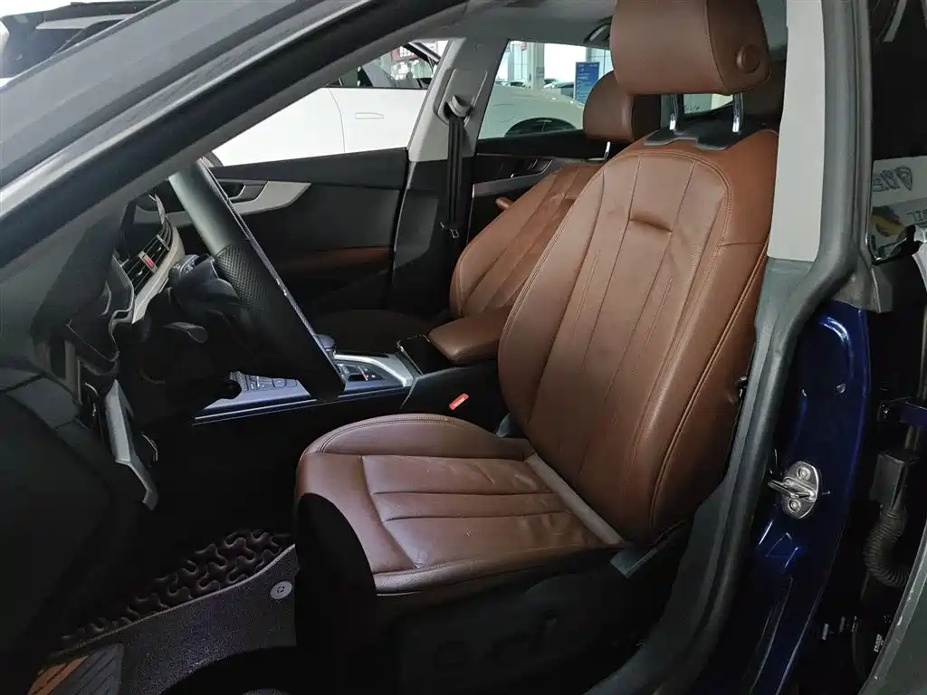 Audi A5 (Import) 2019 Sportback 40 TFSI Fashion фото 15