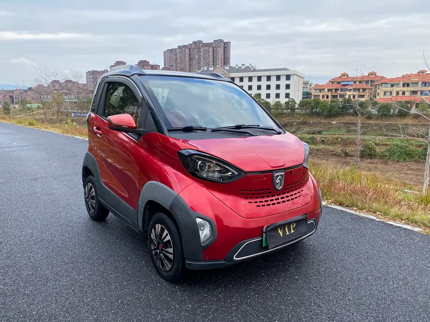 BAOJUN E100