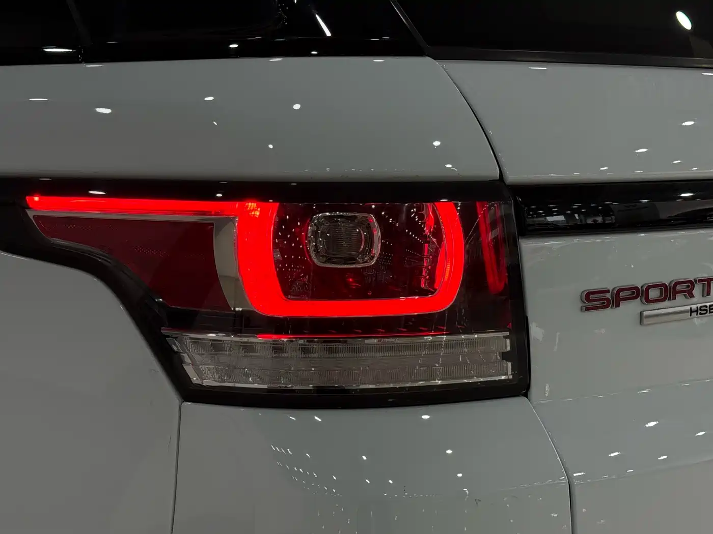 Photo 27 - Land Rover Range Rover Sport