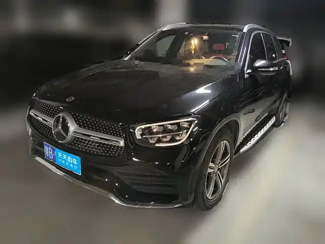 Mercedes-Benz GLC 2020 GLC 260 L 4MATIC Luxury — фото 1