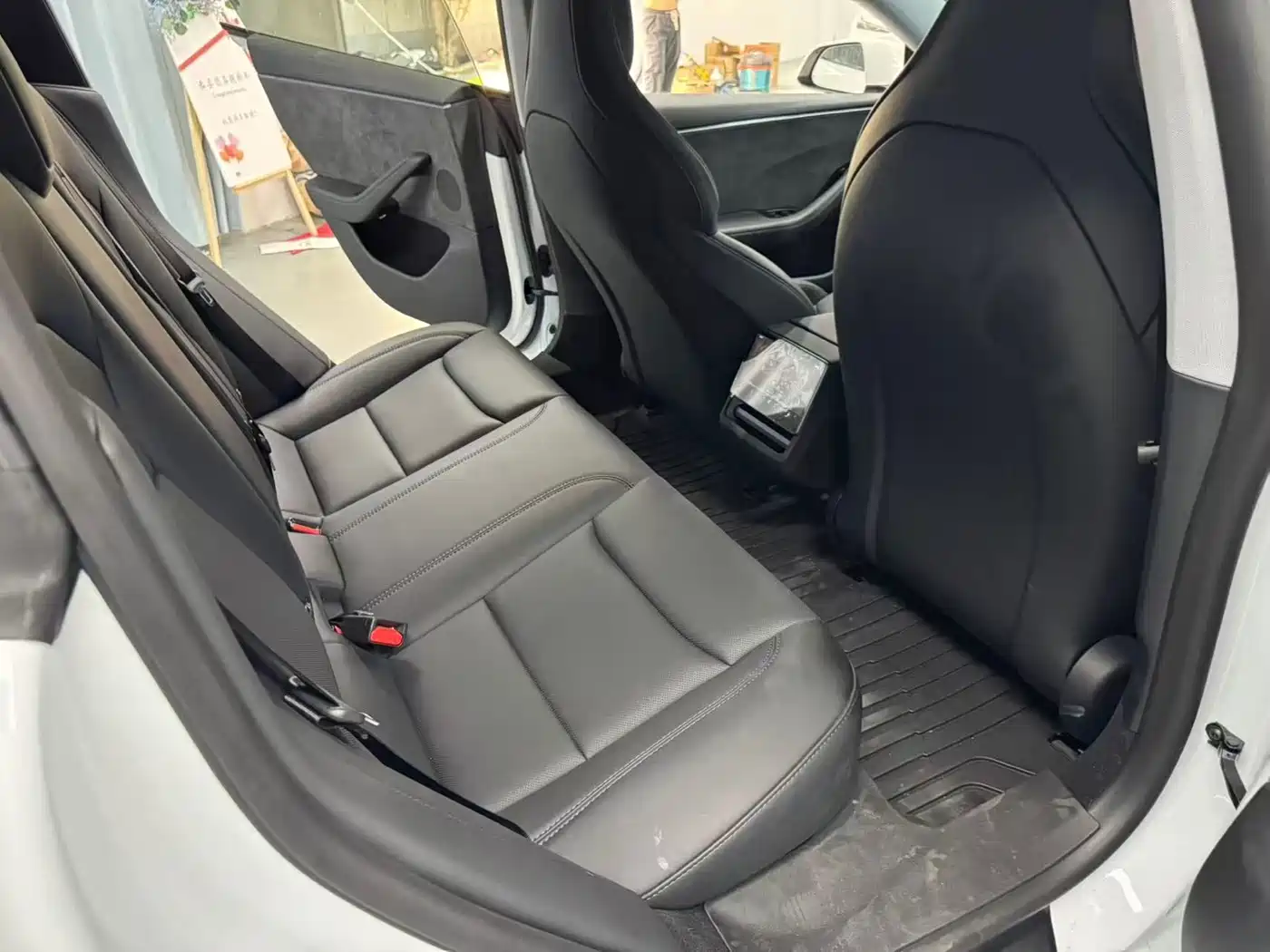 Photo 6 - Tesla Model 3
