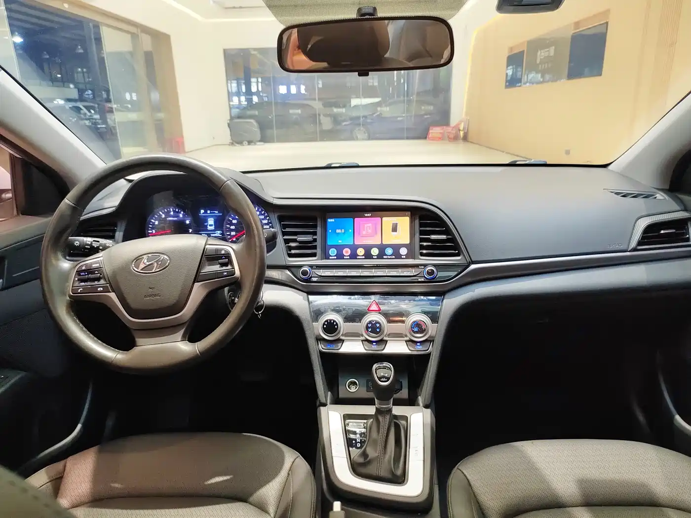Hyundai Elantra 2020 1.5L CVT Smart Style·Elite фото 17