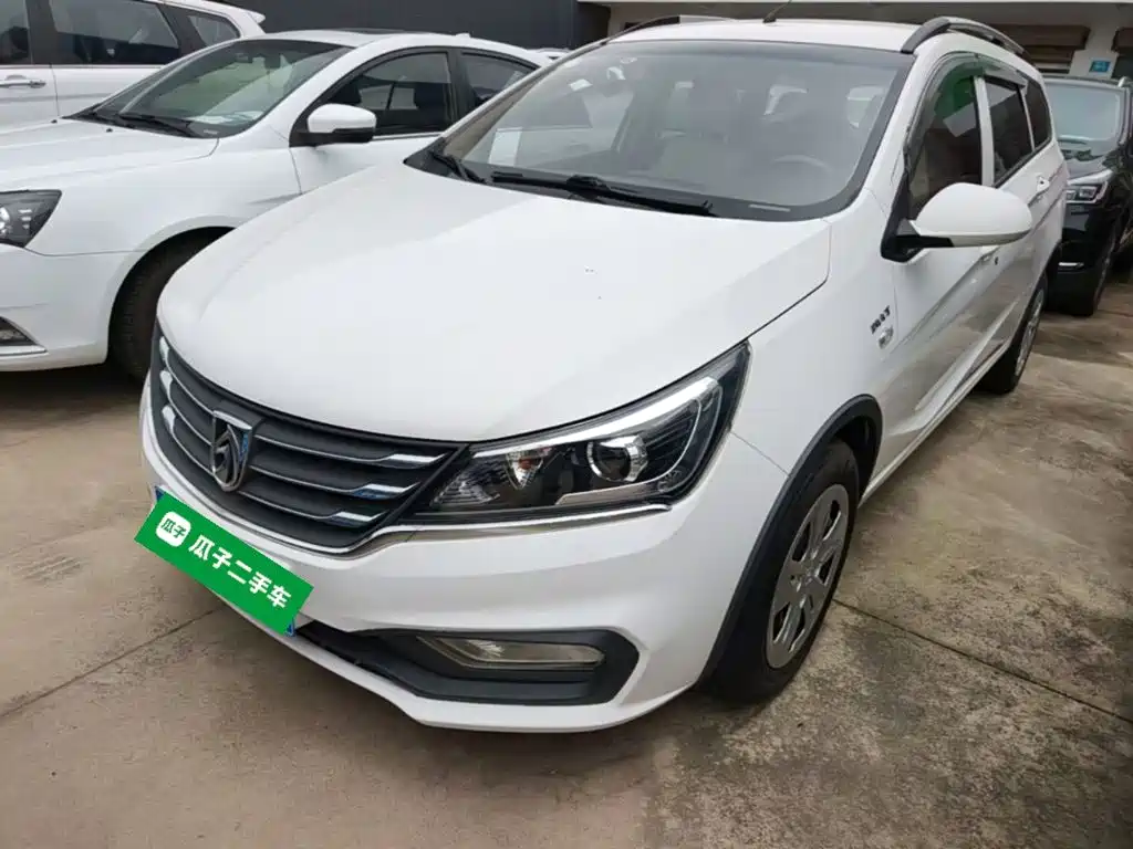 2021 Baojun 310W