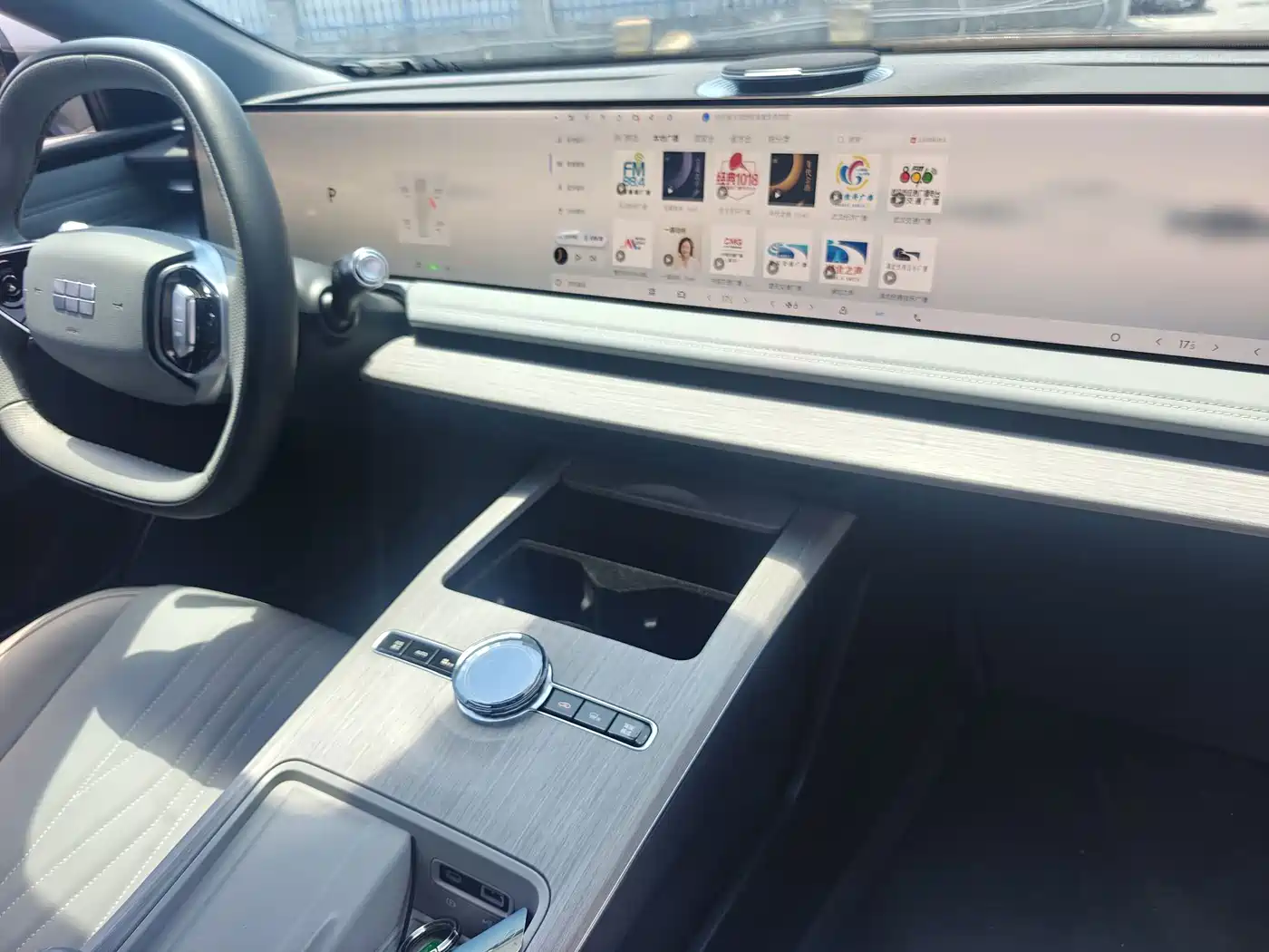Geely Galaxy Galaxy E8 2024 2024 550km RWD MAX