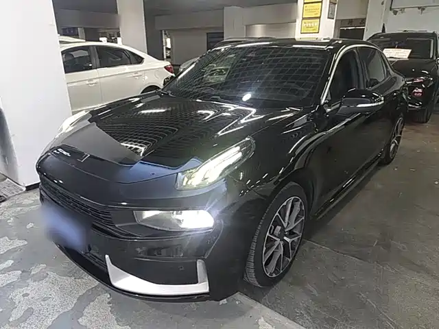 Lynk & Co 03 2020