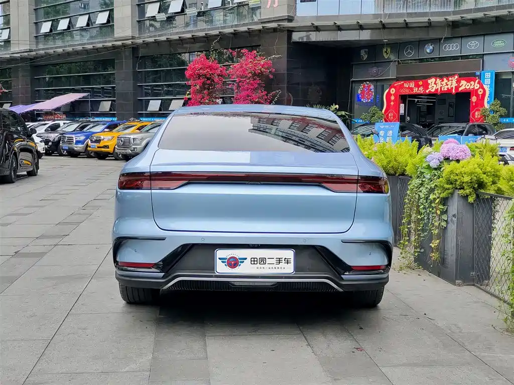 BYD HAN