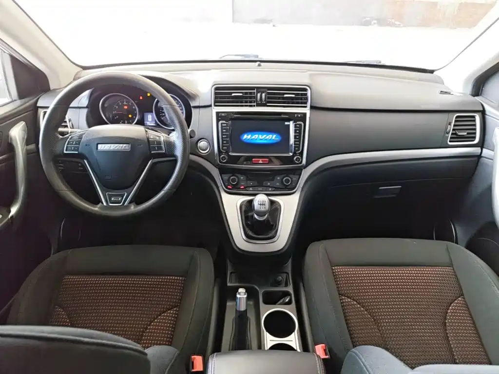 Photo 10 - Haval M6