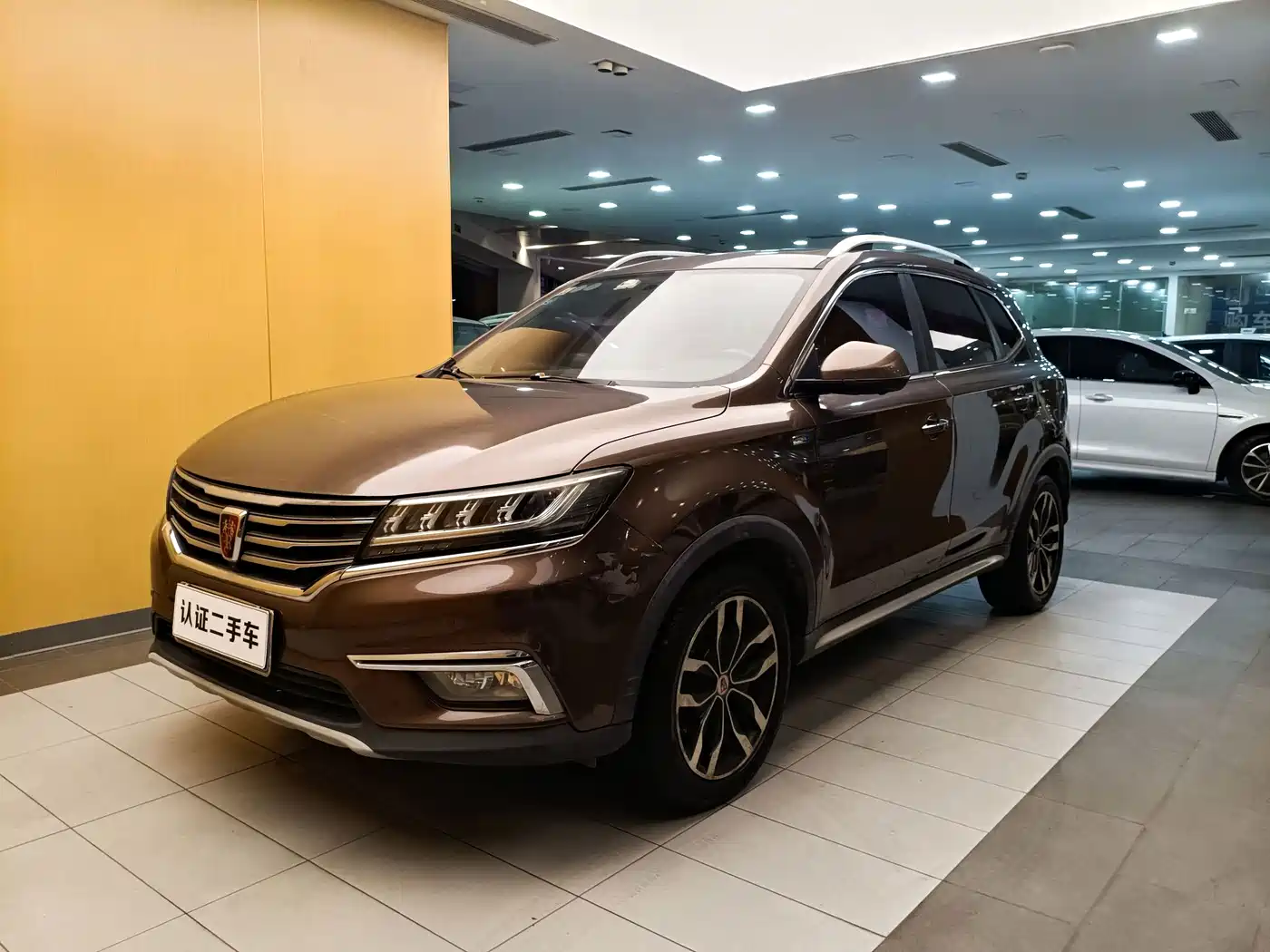 Фото 1 - Roewe RX5