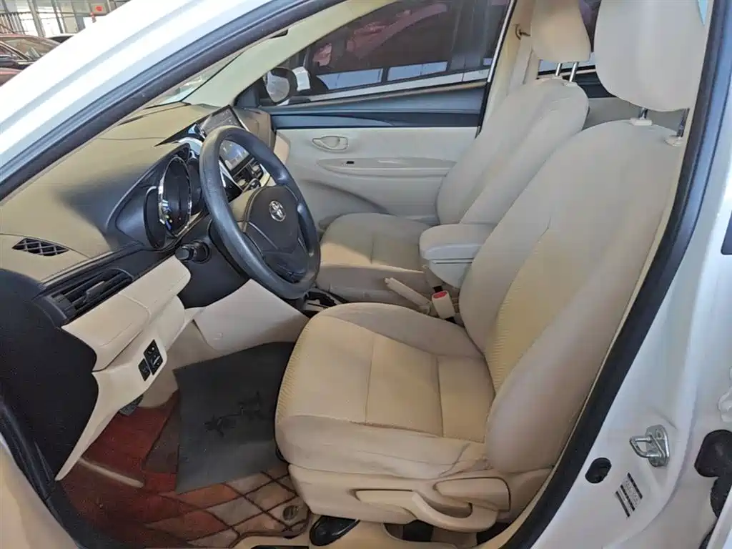 Toyota Vios FS 2017 1.5L CVT Fengchi Edition фото 15