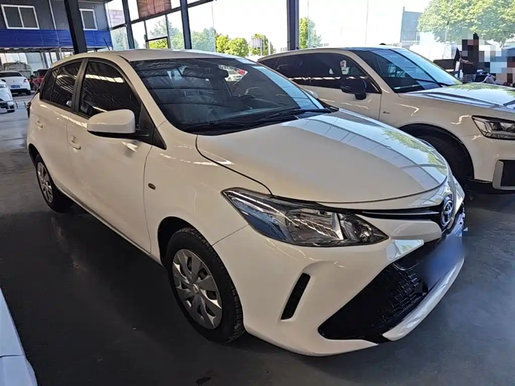 Toyota Vios FS 2017 1.5L CVT Fengchi Edition фото 4
