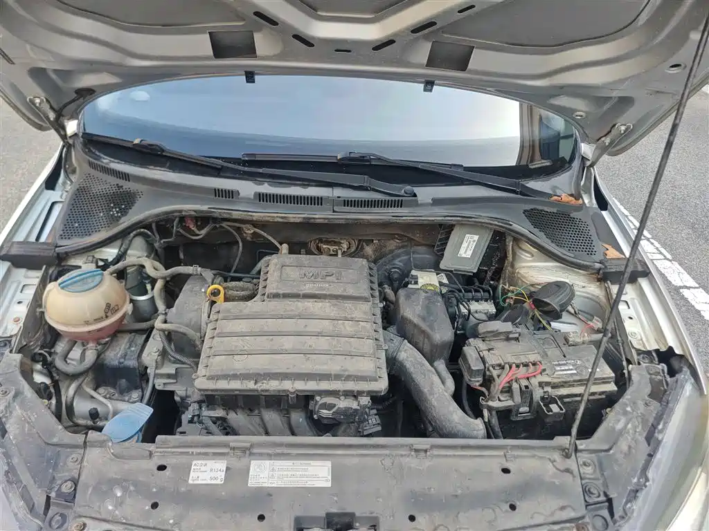 Фото 9 - Volkswagen Jetta