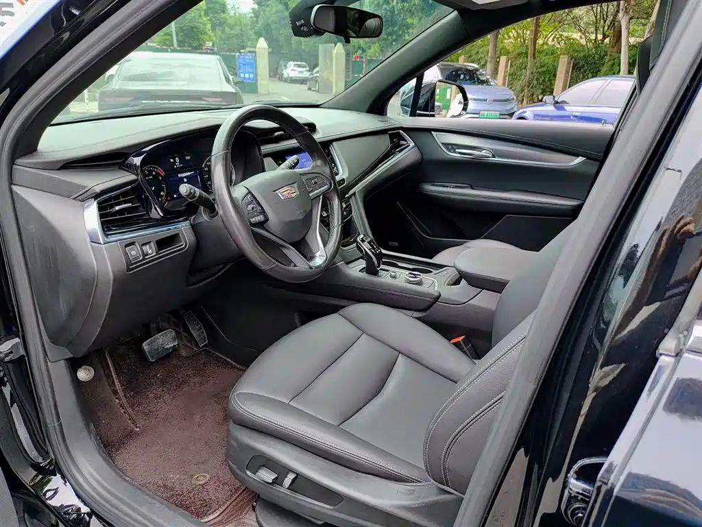 Cadillac XT6 2021 28T 6-Seater Style фото 7