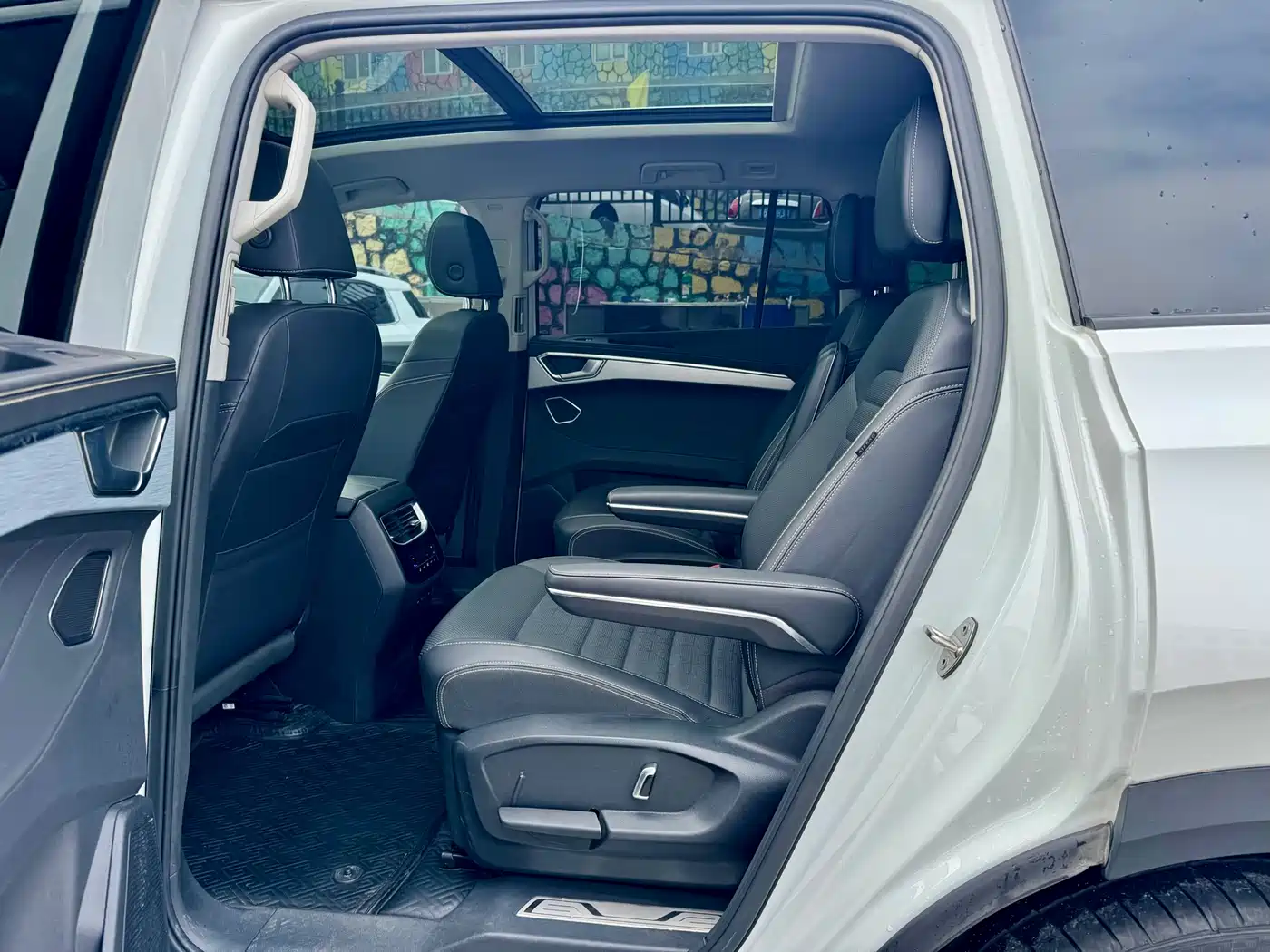 VOLKSWAGEN LANJING