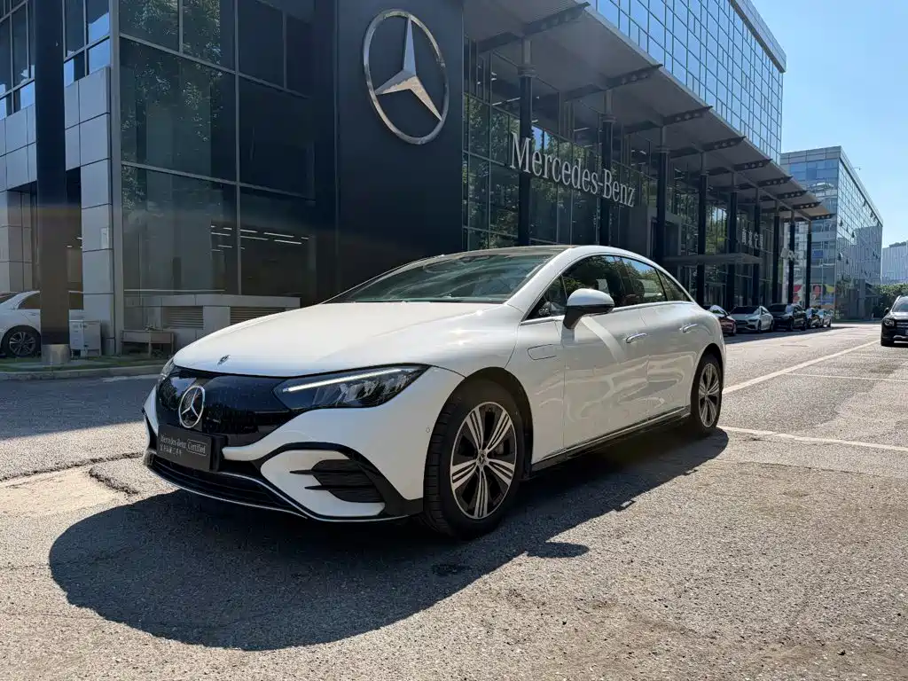 Mercedes-Benz EQE 2025