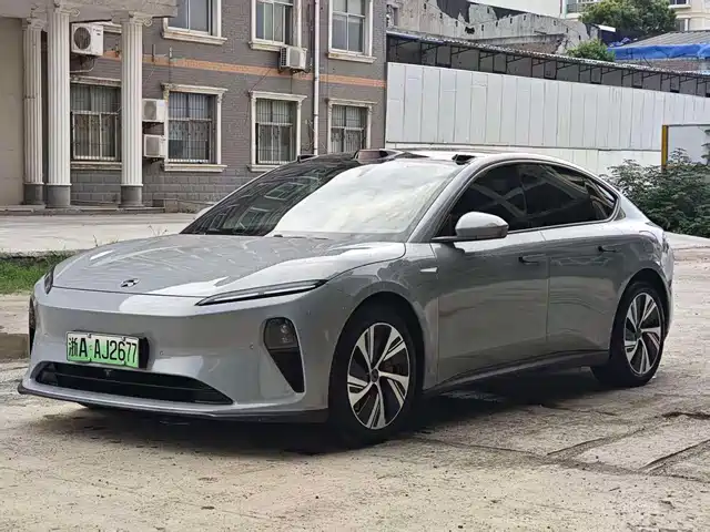  NIO NIO ET5 2022 75kWh