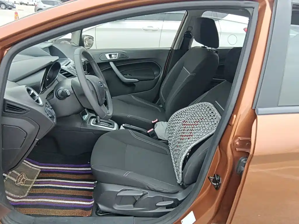 Ford Fiesta 2015 2013 Hatchback 1.5L Automatic Fashion