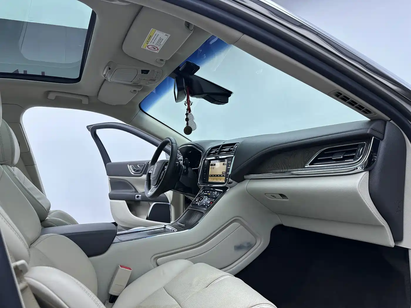 Lincoln Continental 2020 2019 2.0T 2WD Zunya Edition China VI