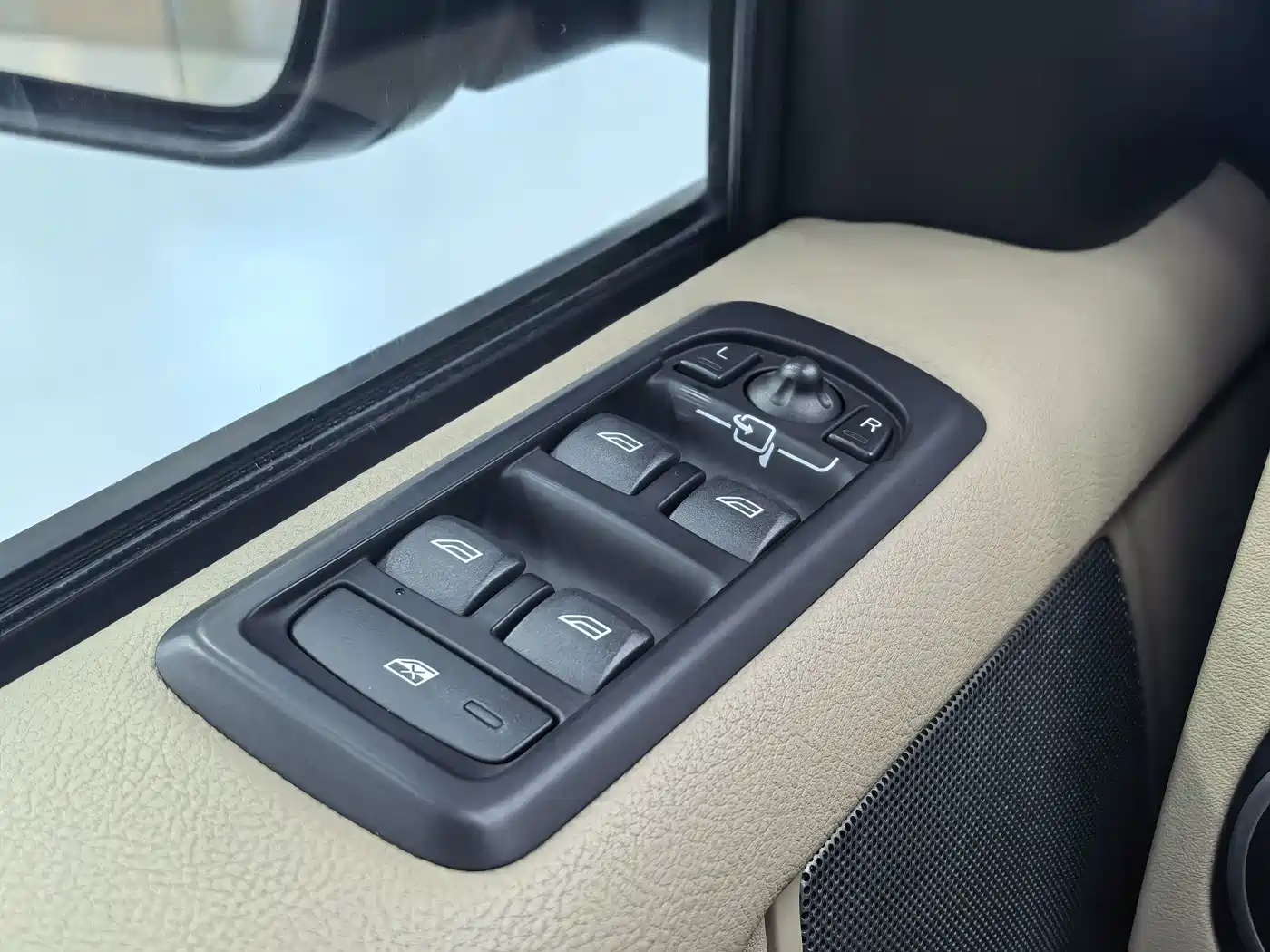 Land Rover Discovery 2012 2011 3.0 SDV6 HSE Diesel