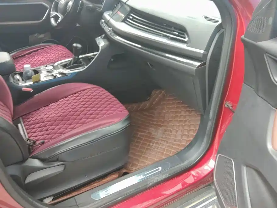 Фото 8 - Haval H6