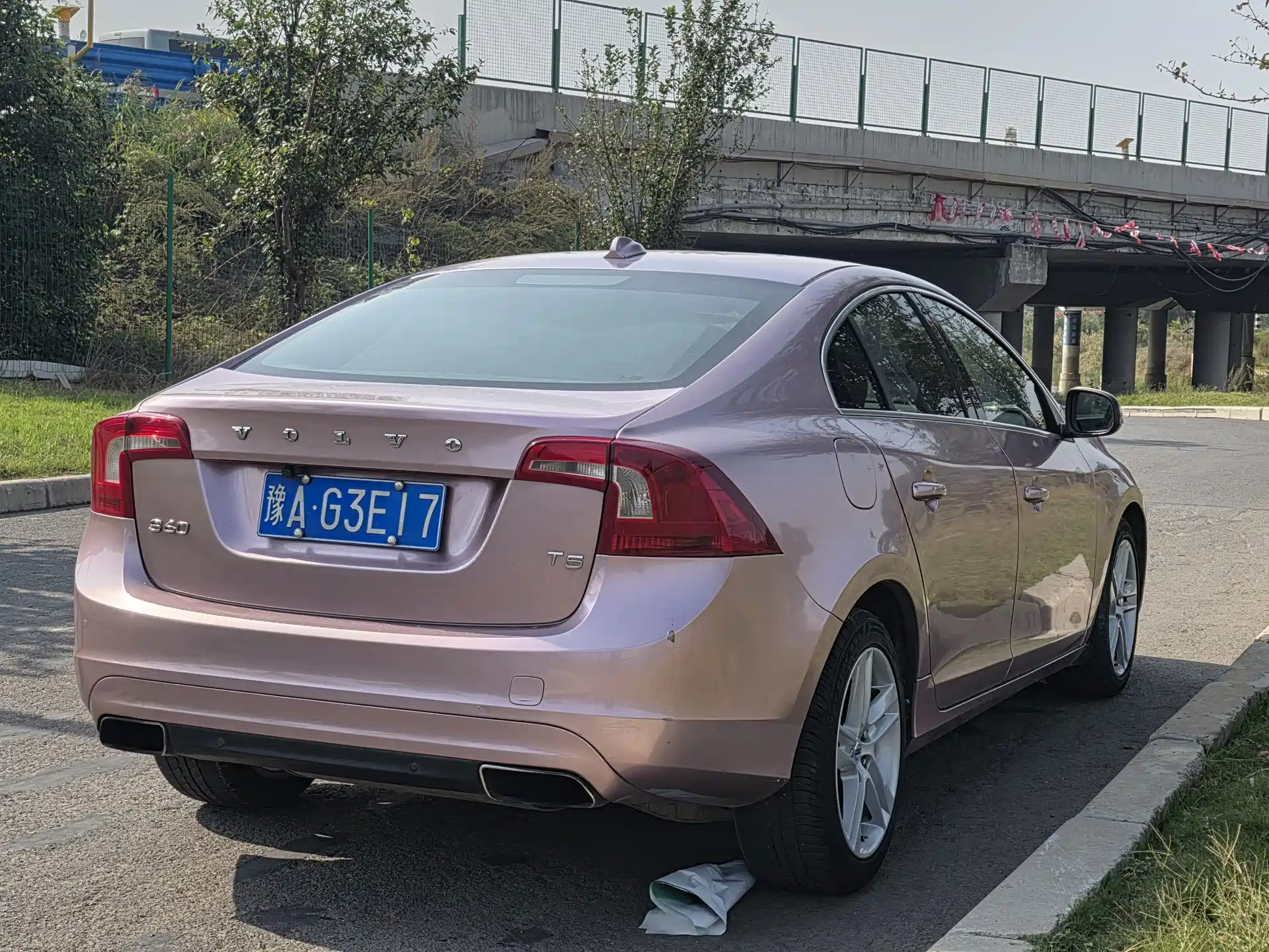 Photo 7 - Volvo S60 (Import)