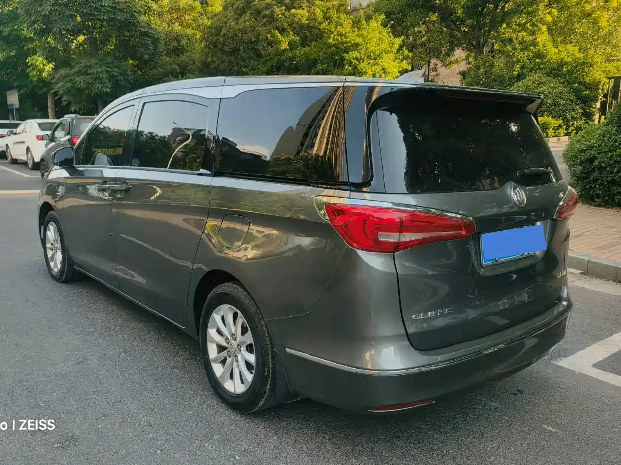 Buick GL8 2018 ES 28T Comfort Type China VI фото 5
