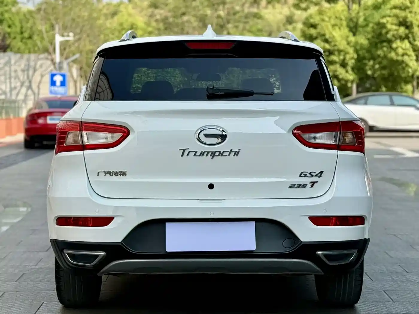 GAC Trumpchi Trumpchi GS4 2017 235T Automatic 2WD Luxury Smart Connected Edition фото 8