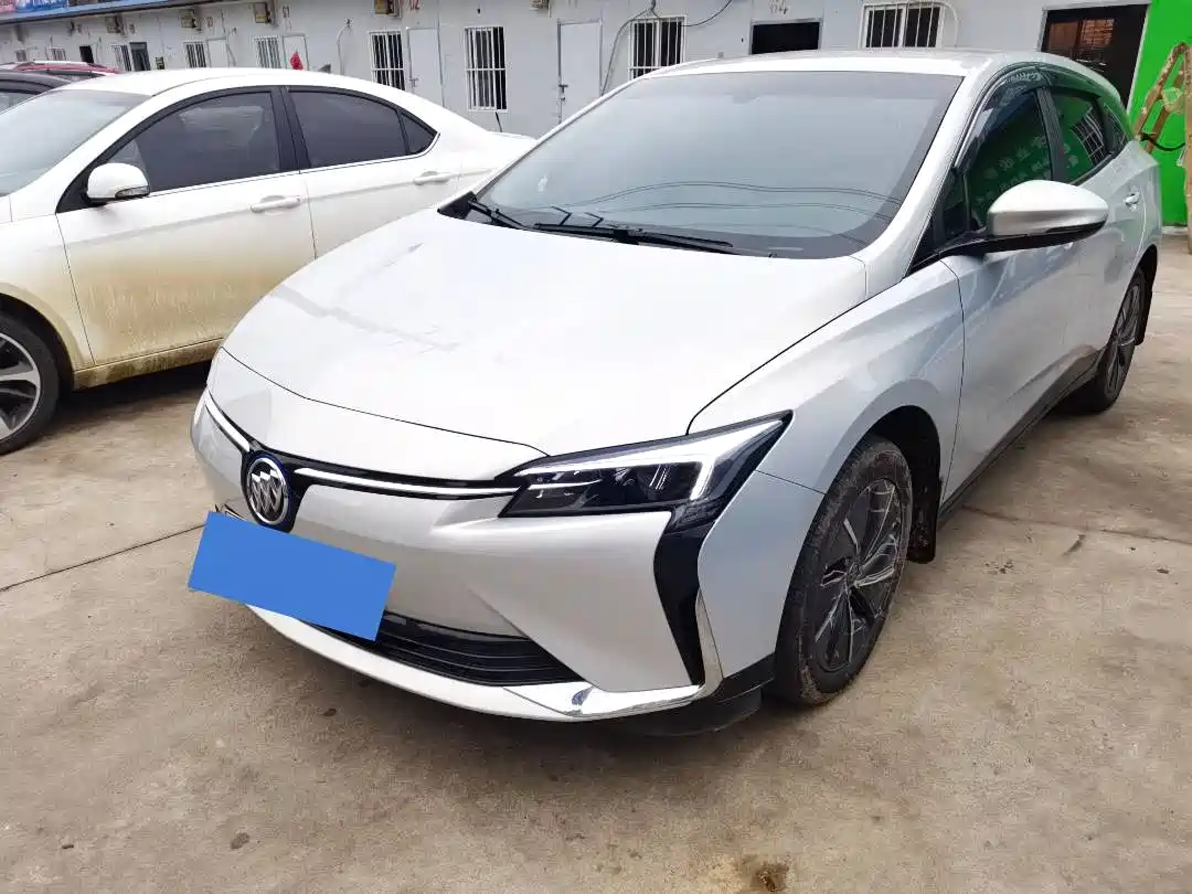 BUICK SLIGHTLY BLUE 6