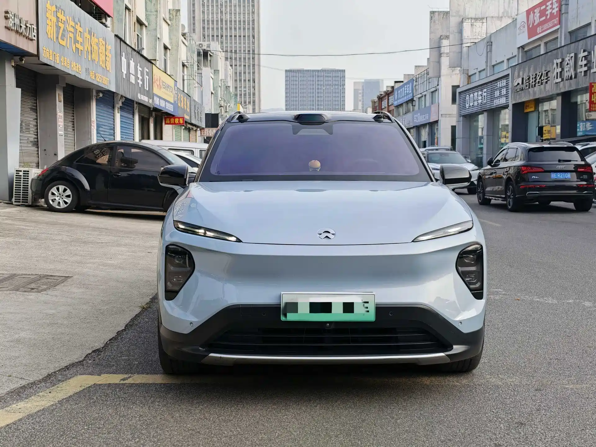 Фото 2 - NIO ES7