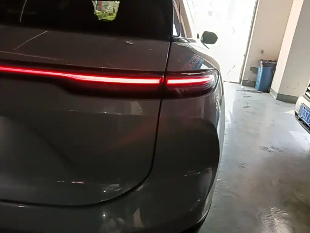 Фото 8 - NIO ES6