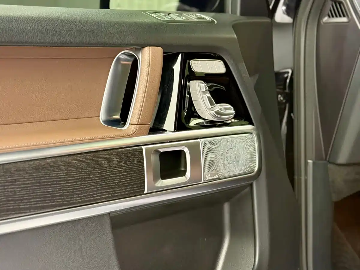Mercedes-Benz G-Class 2023 G 350 фото 17