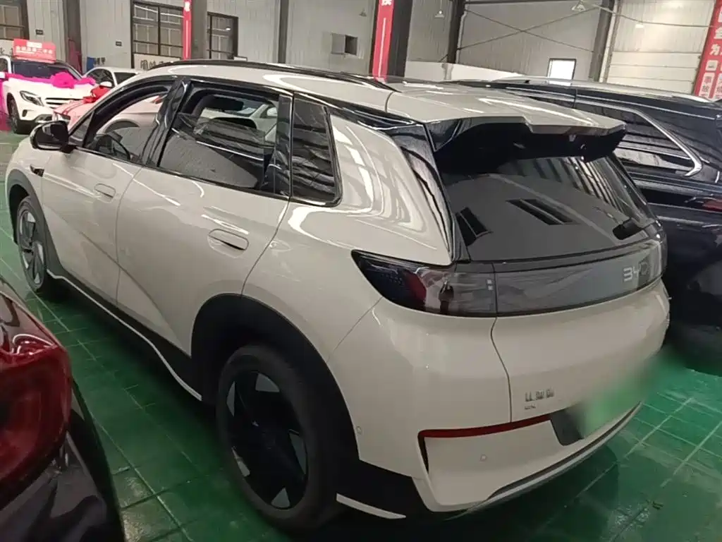 BYD Hai Shi 05 EV 2025 520KM Flagship Smart Navigation Edition фото 5