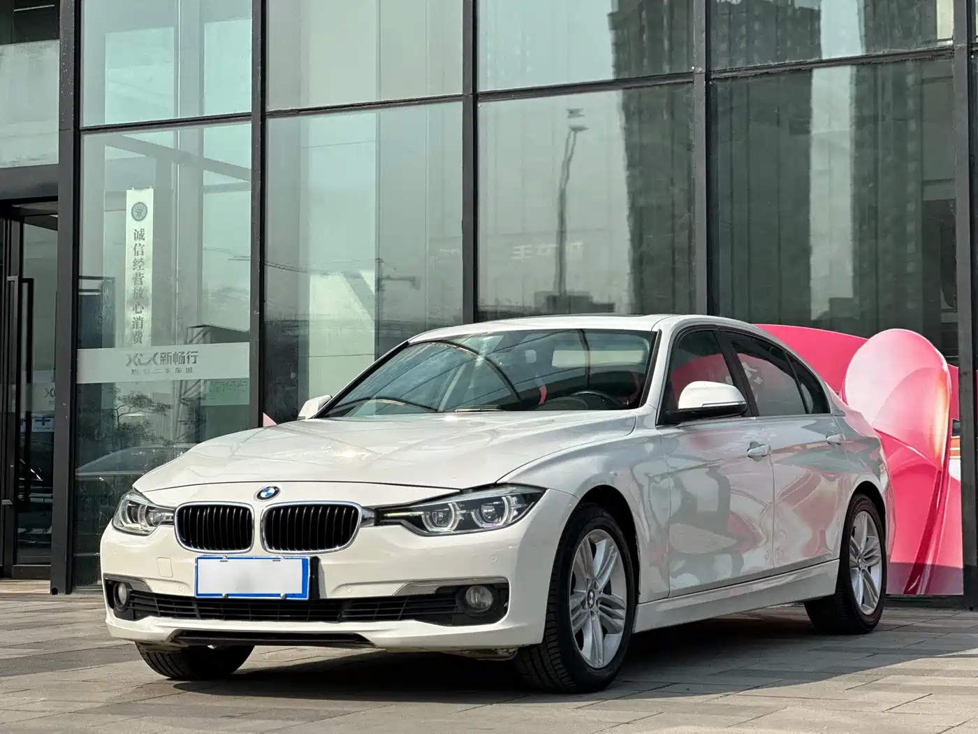 BMW 3 Series 2016 320Li Progressive фото 2