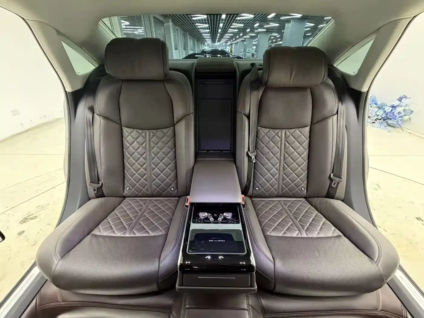 Audi A8 2023 A8L 55 TFSI quattro Flagship фото 24