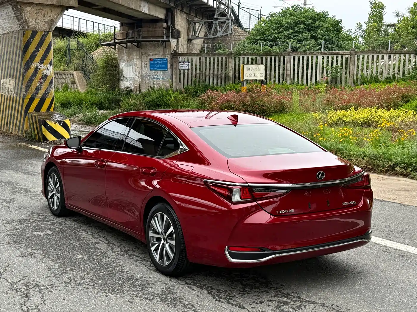 Lexus ES 2018 200 Excellence Edition China V фото 3