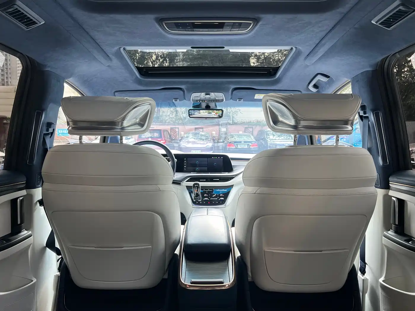 Buick GL8 2021 Avenir Aivia 4-Seater Prestige Edition фото 9
