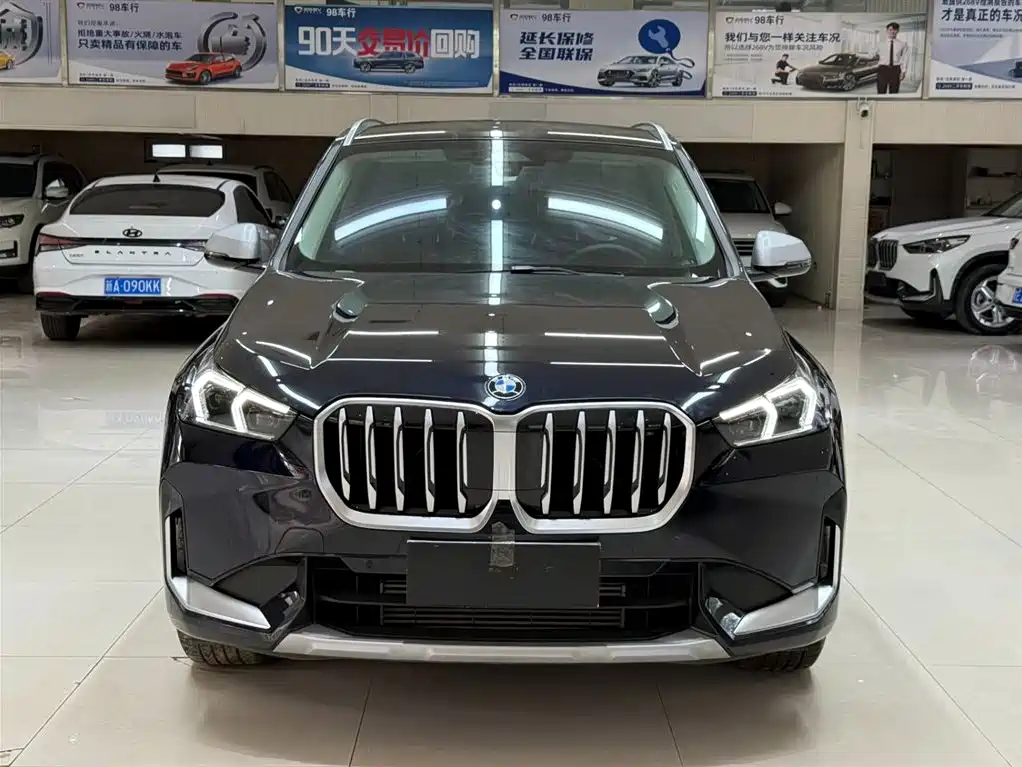 BMW X1 2023 sDrive20Li X Design Package фото 2