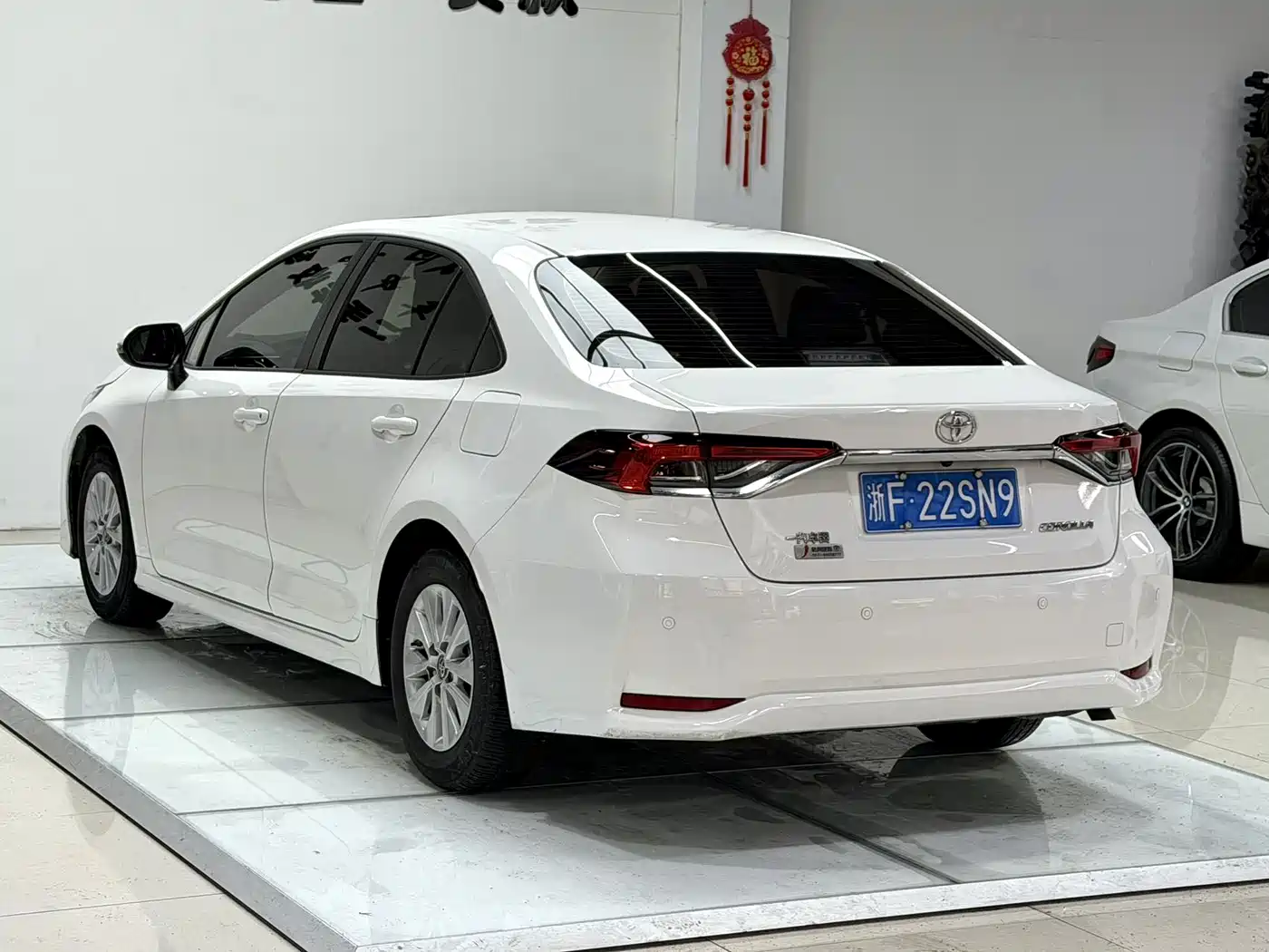 Toyota Corolla 2021 TNGA 1.5L CVT Elite Edition фото 4