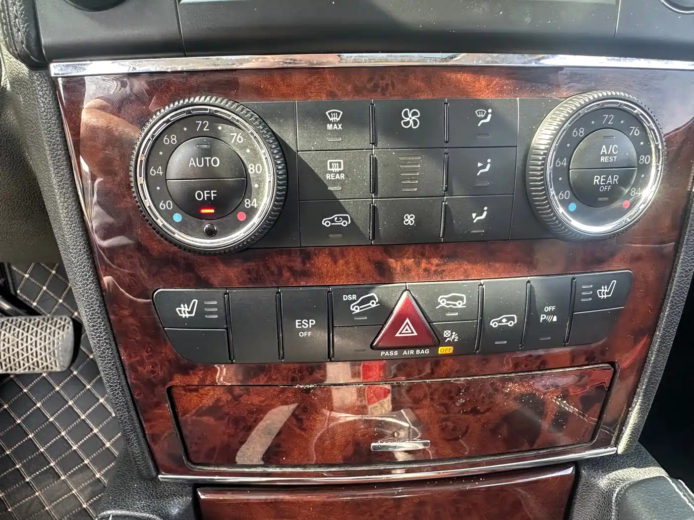 Mercedes-Benz GL-Class фото 26