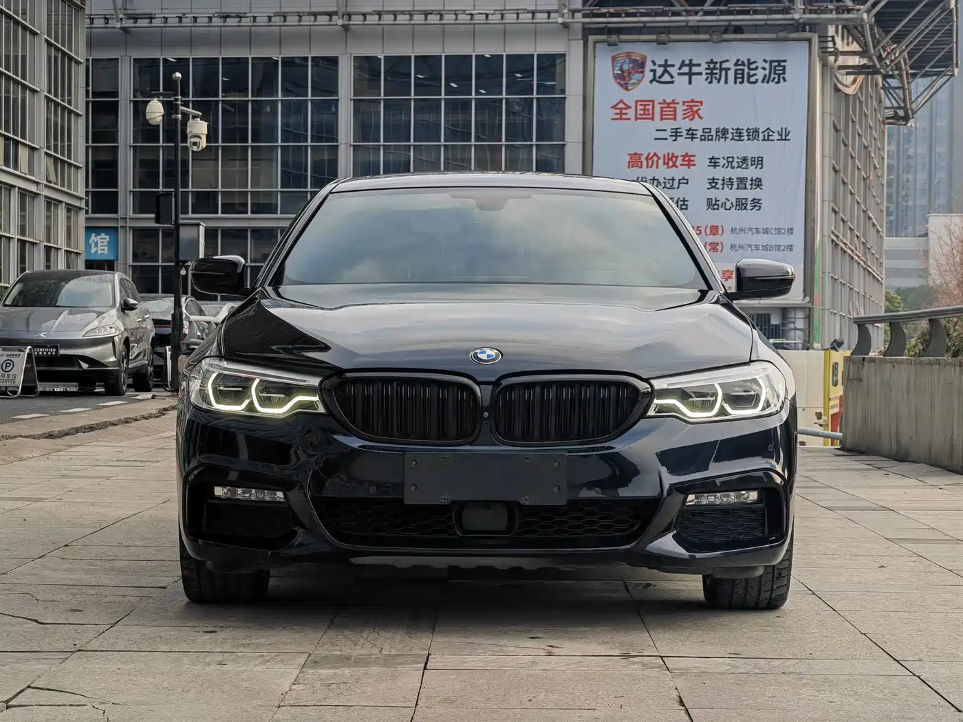 BMW 5 Series 2018 Facelift 530Li Exclusive M Sport Package фото 2
