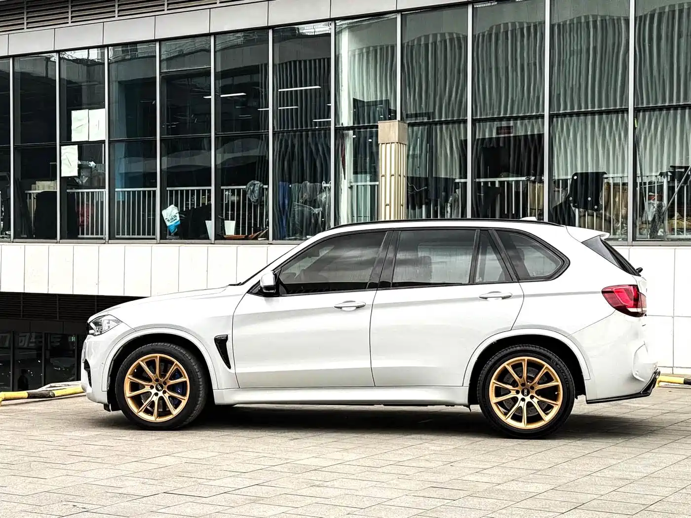 BMW X5 M 2015 X5 M фото 11