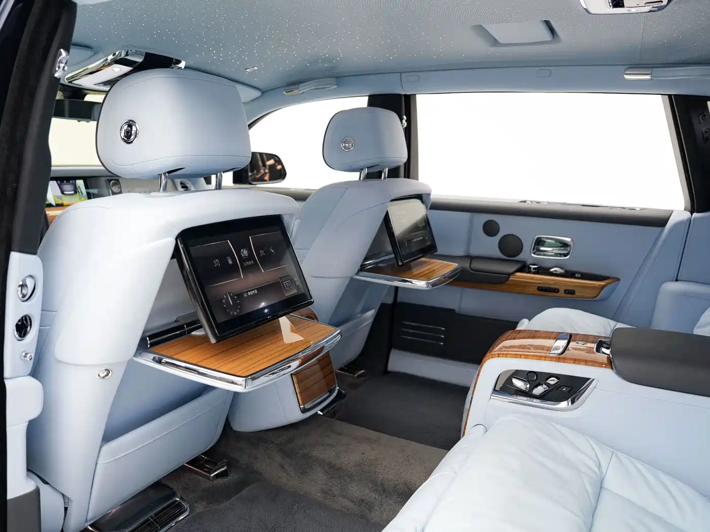 Rolls-Royce Phantom 2020 2018 6.7T Long Wheelbase Version