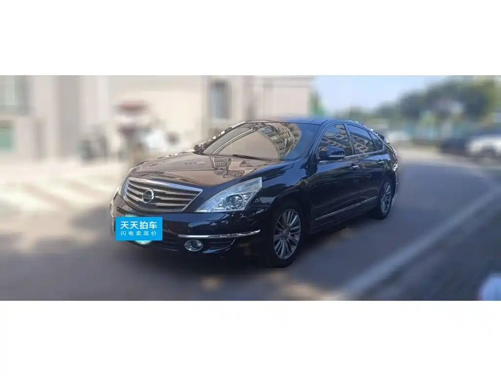 Фото 1 - Nissan Teana