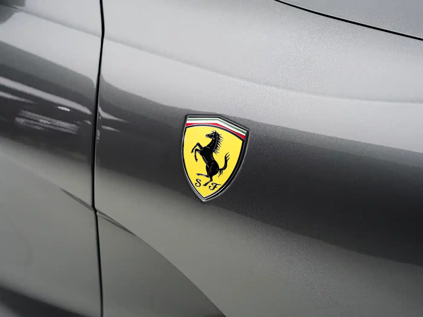 Ferrari 812 2021 2020 6.5L GTS